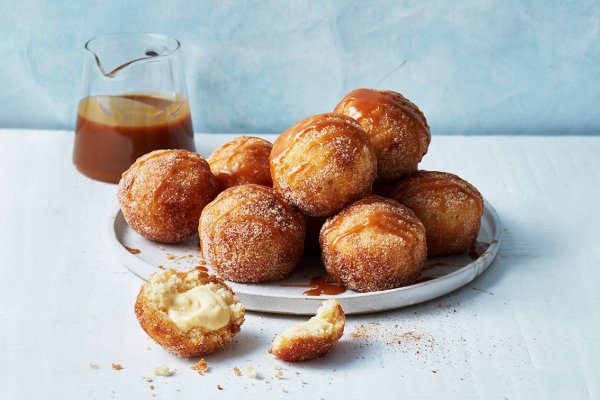 cinnamon doughnut bites